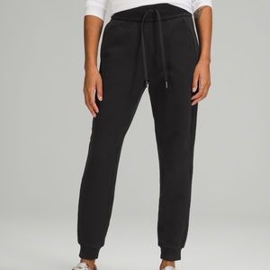 lululemon Scuba joggers in black
